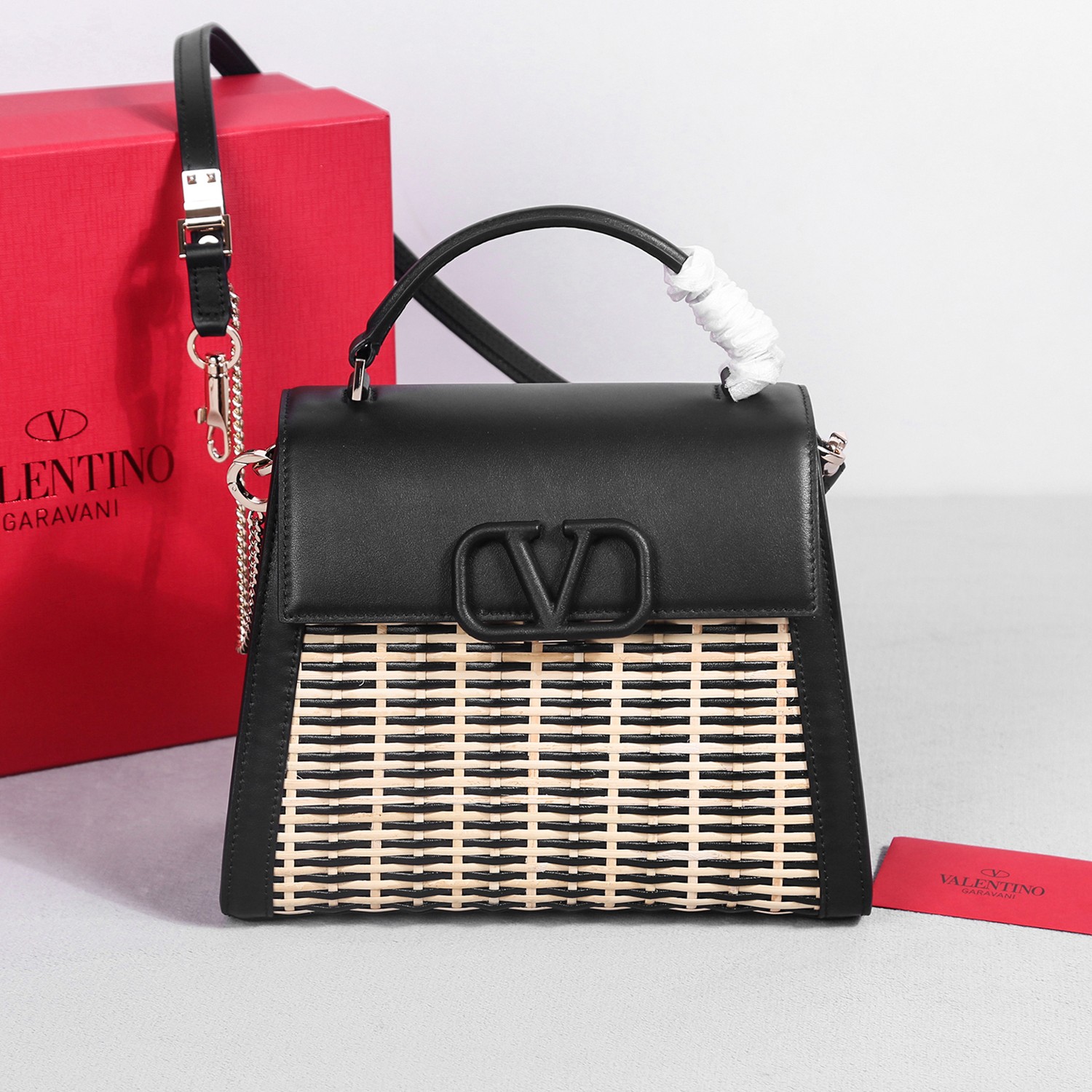 [TOP] VALENTINO Garavani Vsling Bag Calfskin & Bamboo Woven 25x15x11cm