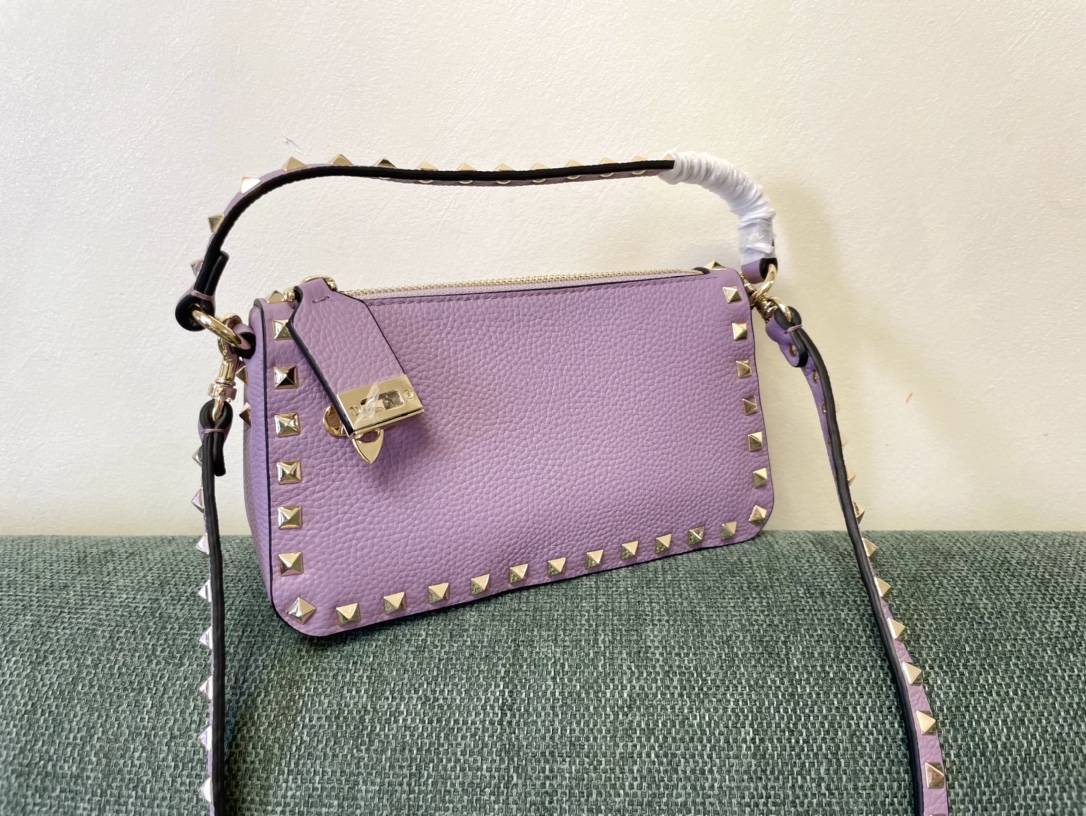 [TOP] VALENTINO Rockstud Bag Small Calf Leather Bag 19x13x7cm - 10 Colors