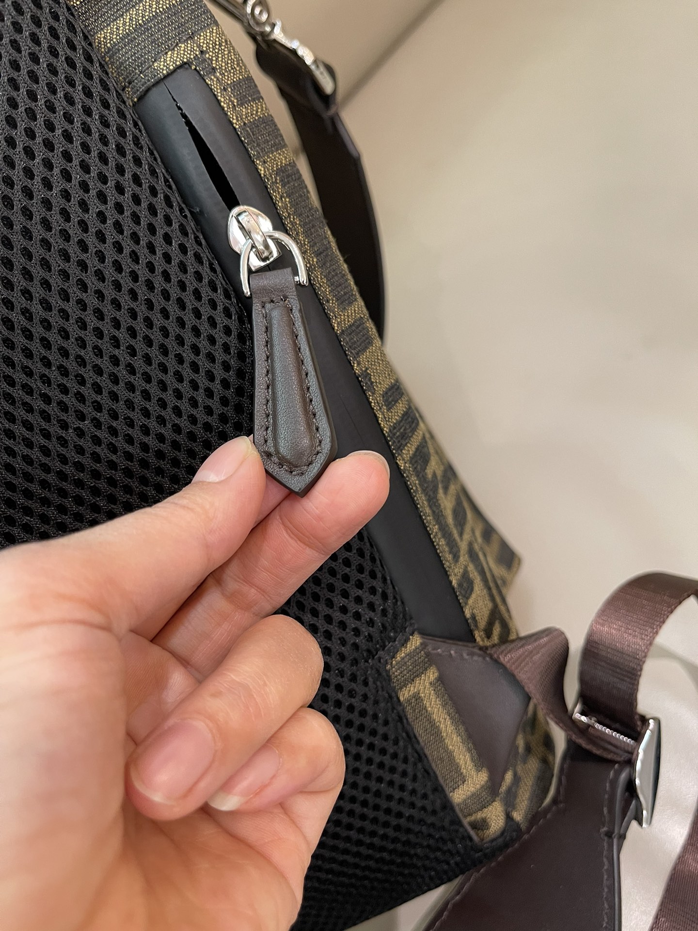 [TOP] FENDI FF Jacquard Fabric Backpack 31×16×36cm -Brown