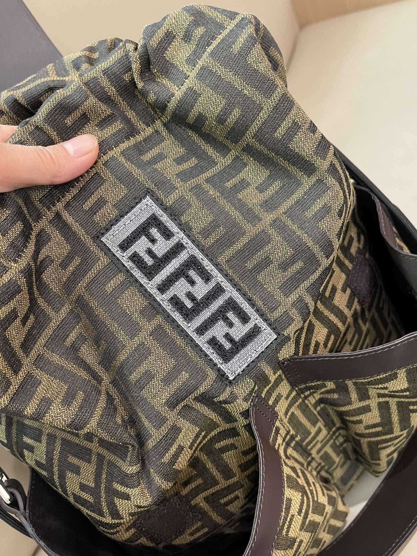 [TOP] FENDI FF Jacquard Fabric Backpack 31×16×36cm -Brown