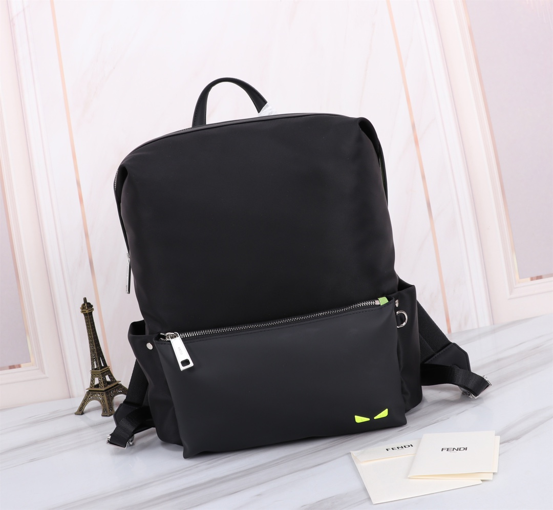 [TOP] FENDI Nylon Backpack 35✘40✘15cm - Black