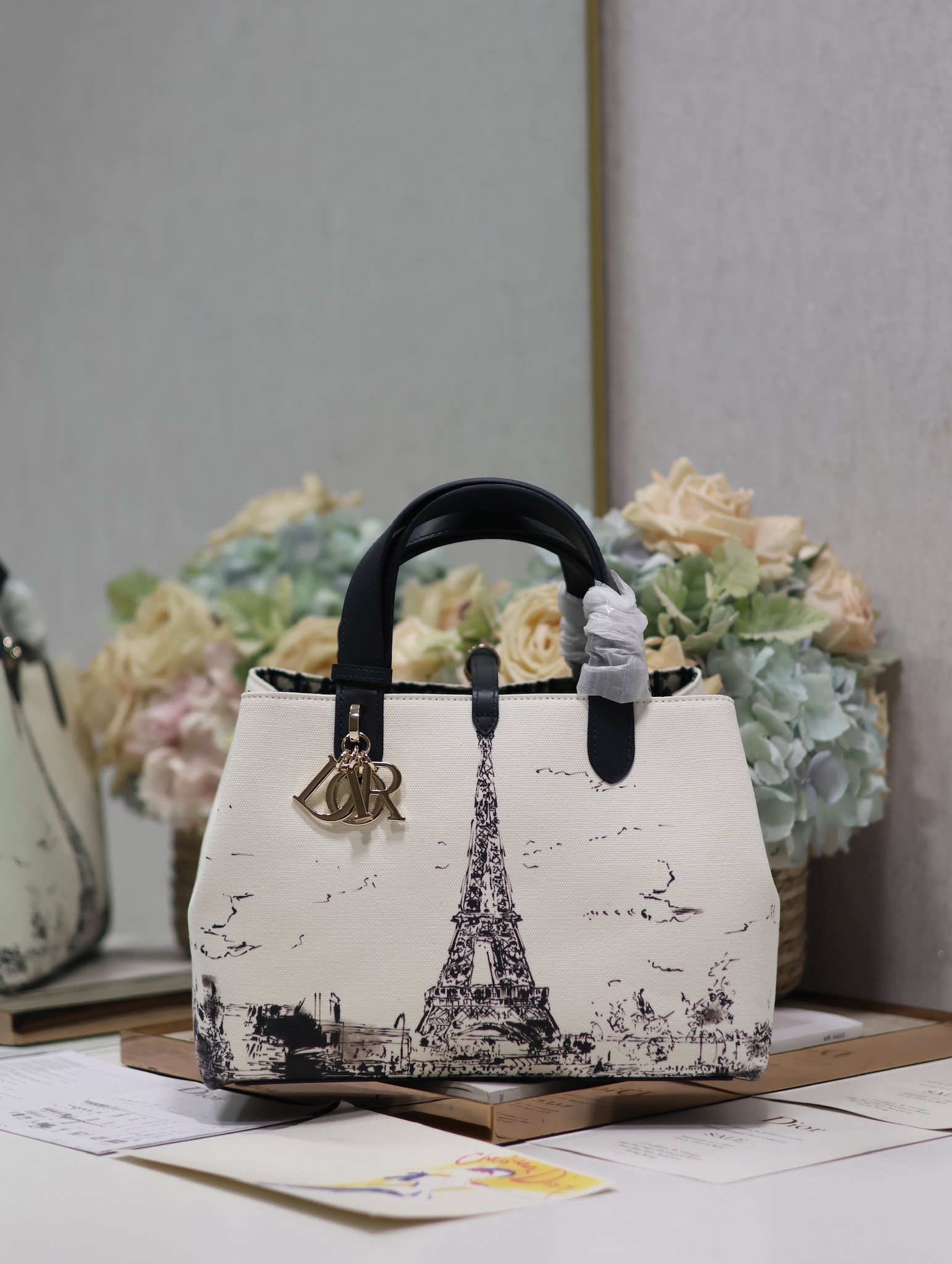 [TOP] Christian Dior Toujours Handbag 23x15x15cm/28.5x19x21cm - White