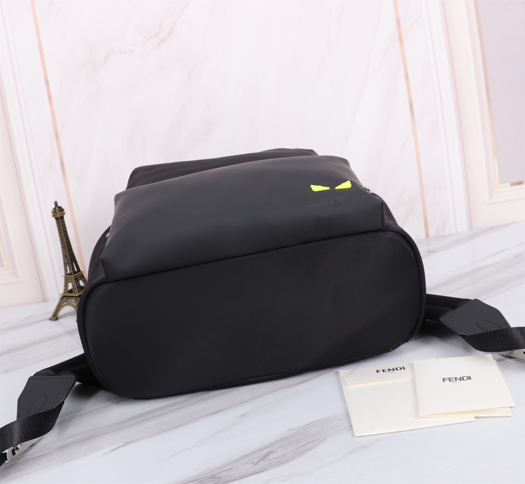 [TOP] FENDI Nylon Backpack 35✘40✘15cm - Black