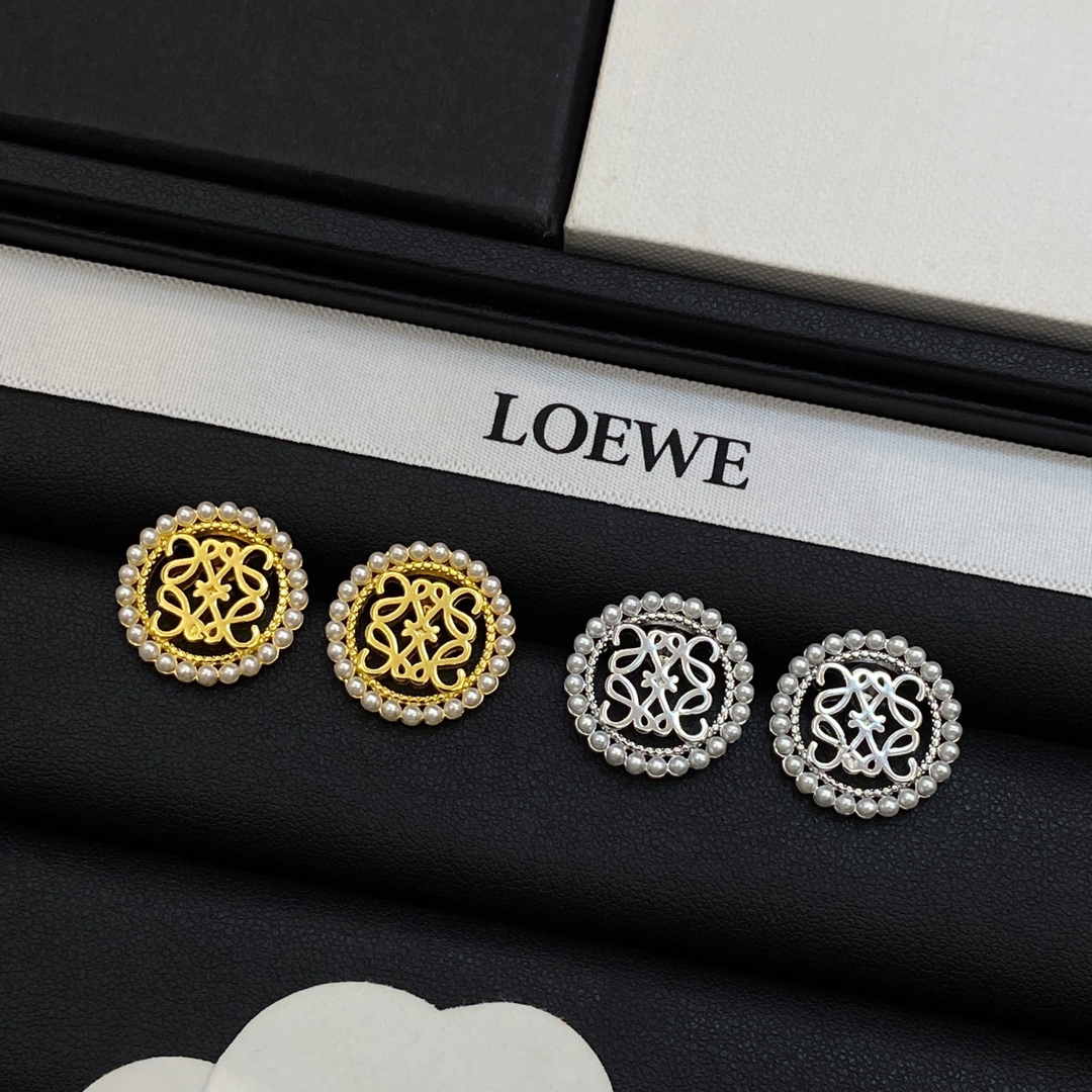 [TOP] LOEWE Logo Earrings - 2 Color
