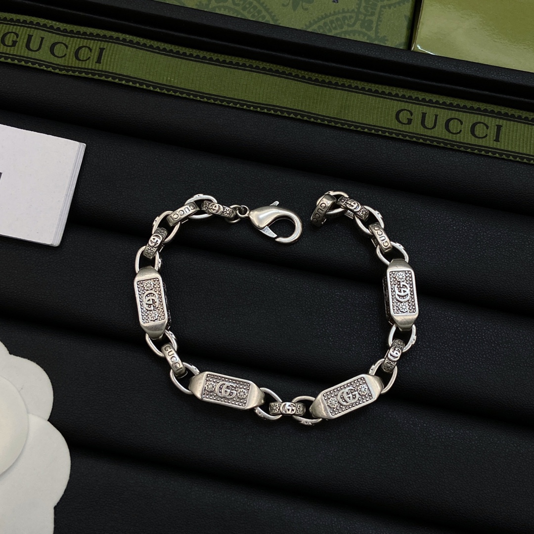 [TOP] GUCCI Bracelet +Necklaces - Sliver