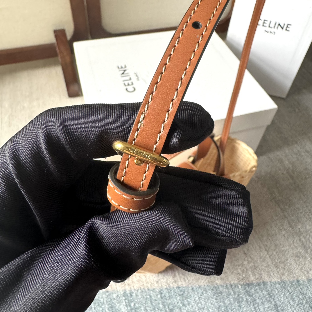 [TOP] CELINE Cow Leather Woven Bag 32*14*7cm - Apricot