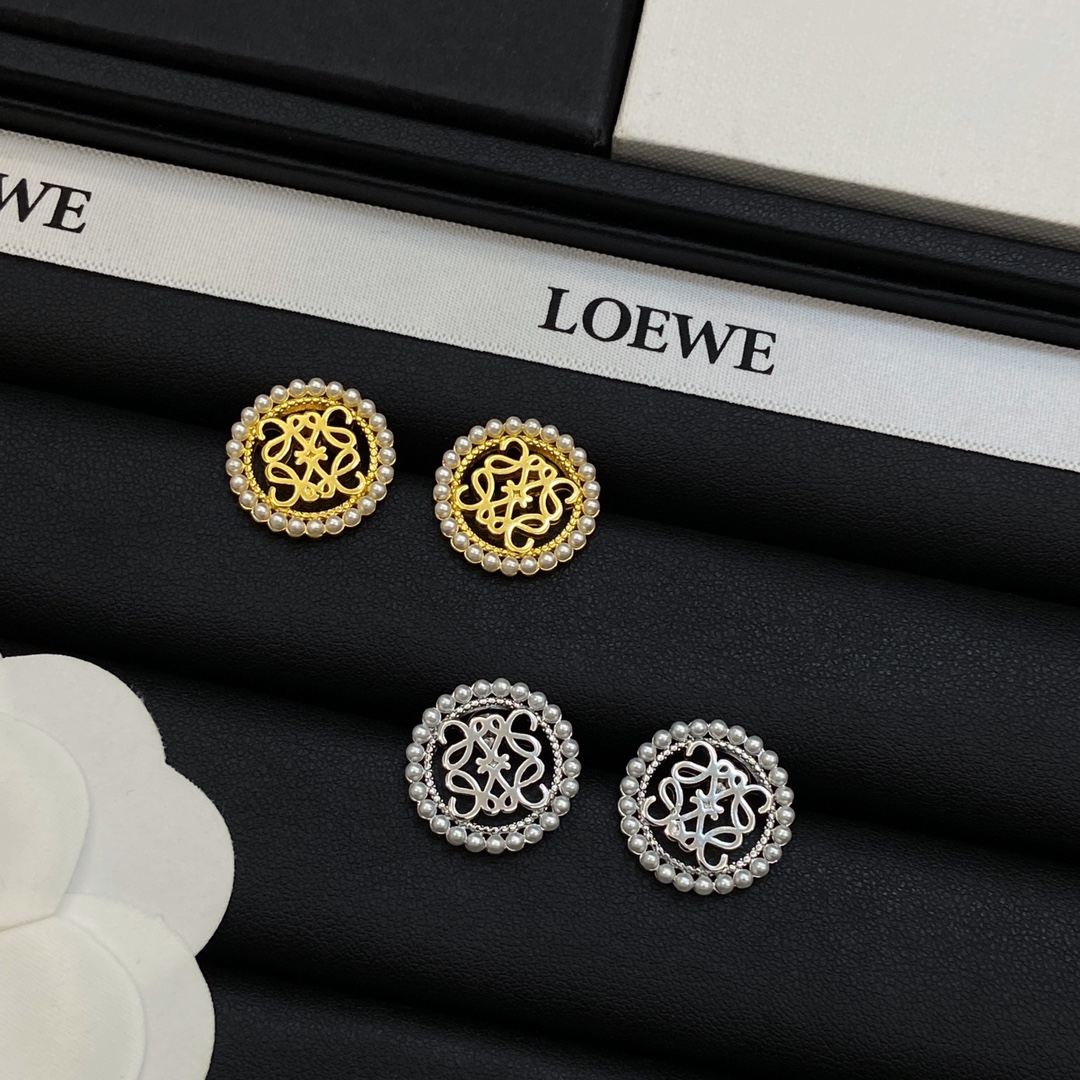 [TOP] LOEWE Logo Earrings - 2 Color