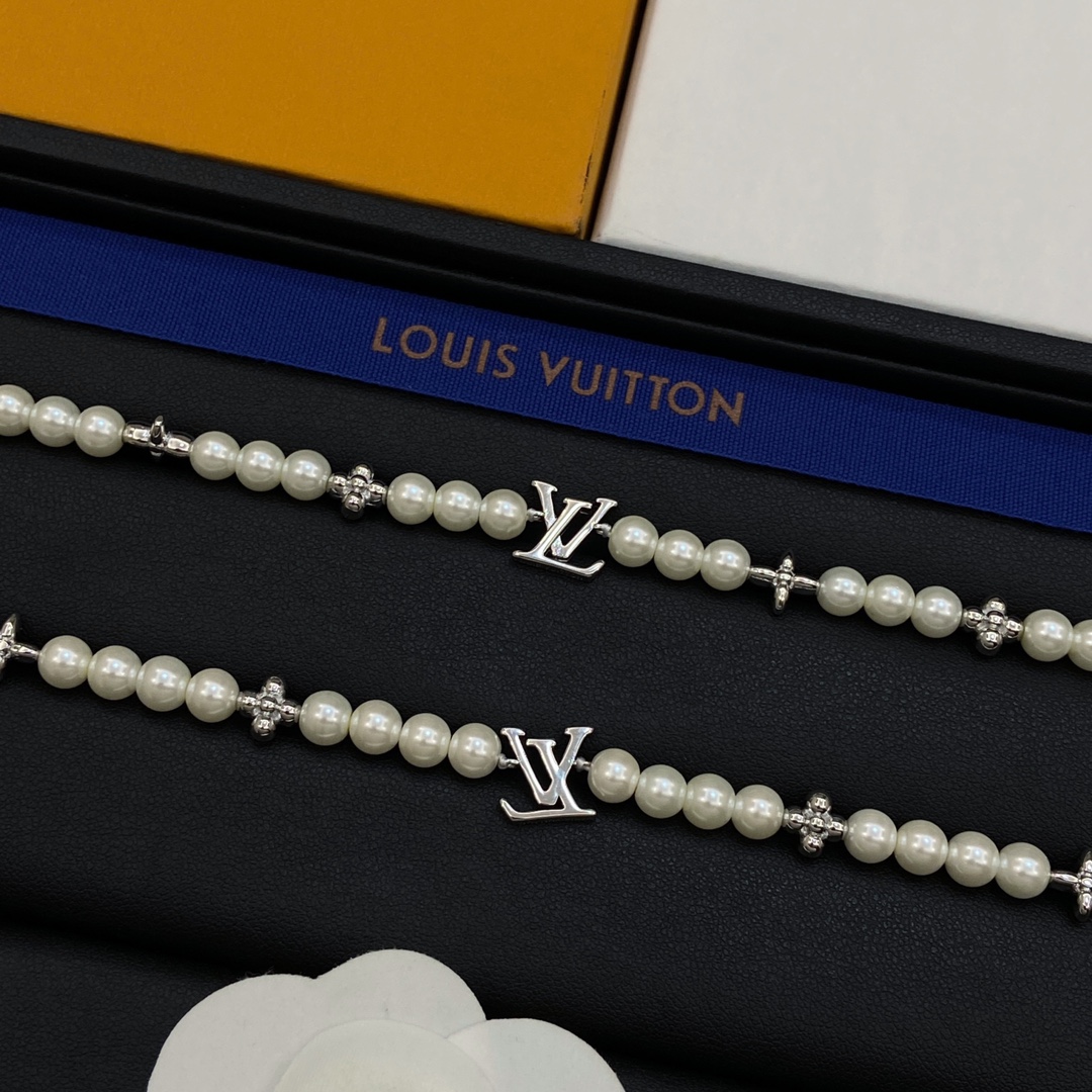 [TOP] Louis Vuitton LV Necklaces + Bracelets - 3 Colour
