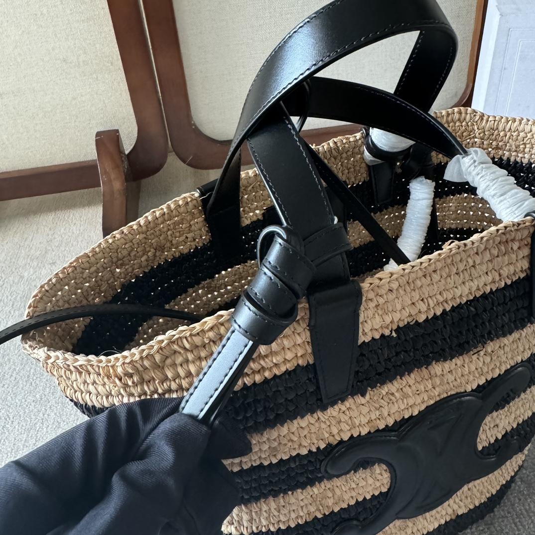 [TOP] CELINE Hand Woven Handbag 22×30×14cm/21.5x22x13cm
