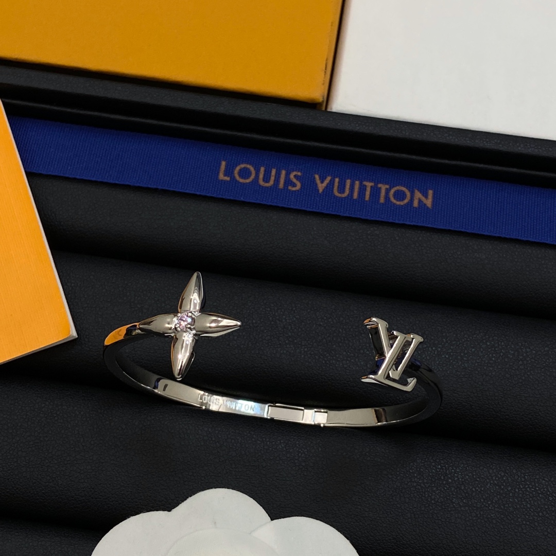 [TOP] Louis Vuitton LV Bracelets - 3 Colour