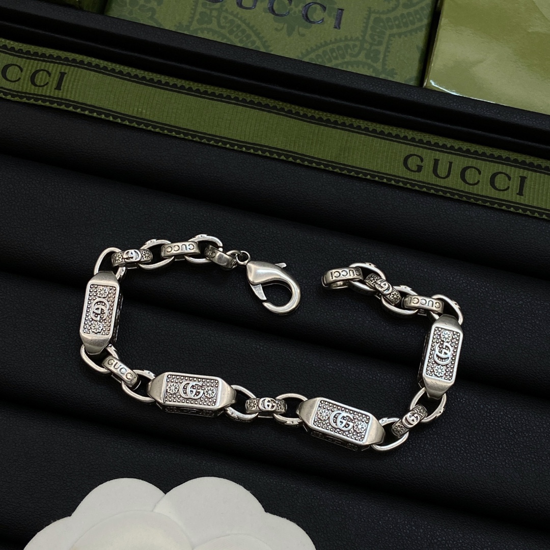 [TOP] GUCCI Bracelet +Necklaces - Sliver