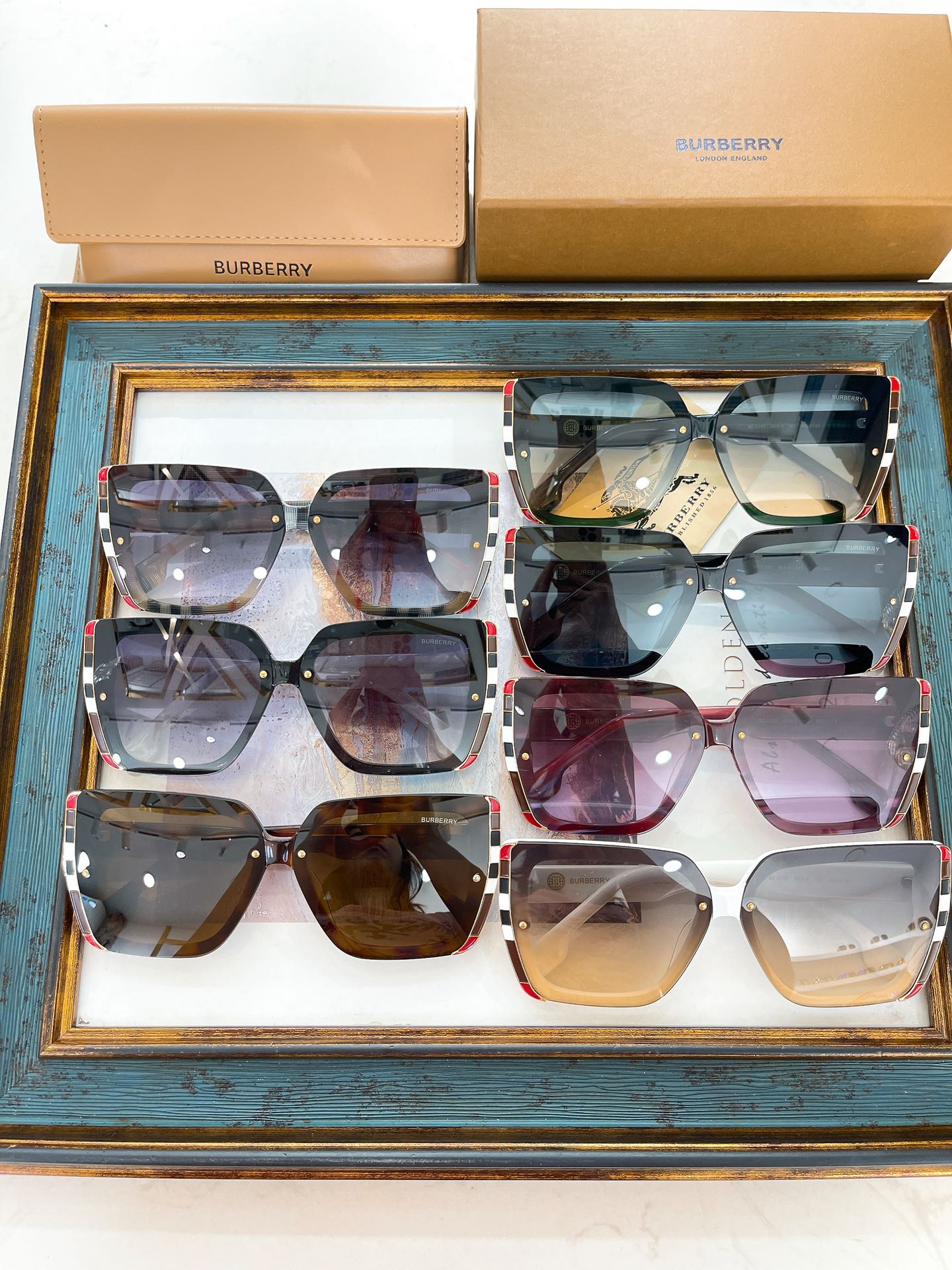 [TOP] PRADA Sunglasses - 7 Colors