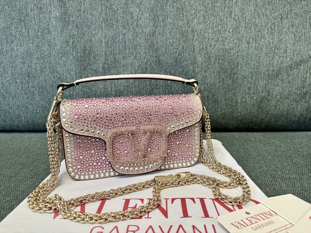 [TOP] VALENTINO Loco Bag Decorated With Swarovski Crystals 19x10.5x5cm - 3 Color