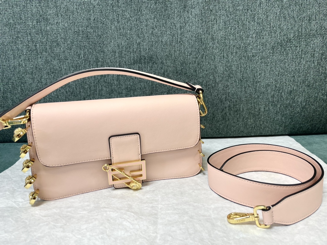 [TOP] FENDI x VERSACE  Baguette Bag 28x15x7cm-2 Colors