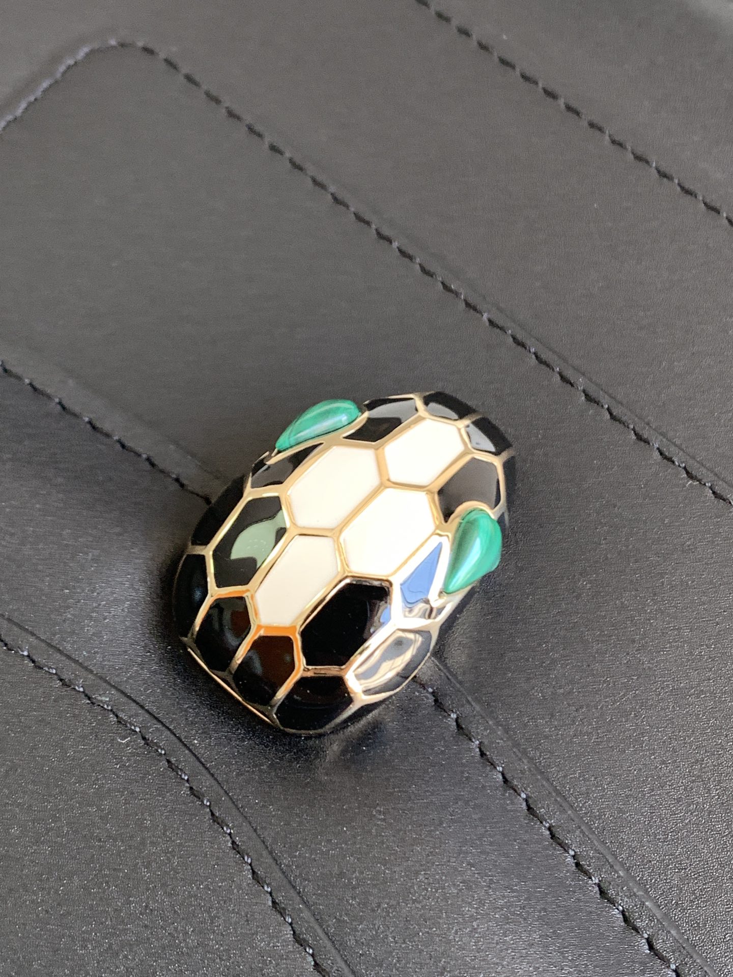 [TOP] BVLGARI Serpenti Forever Crossbody Bag 27.5x18x7cm - Black