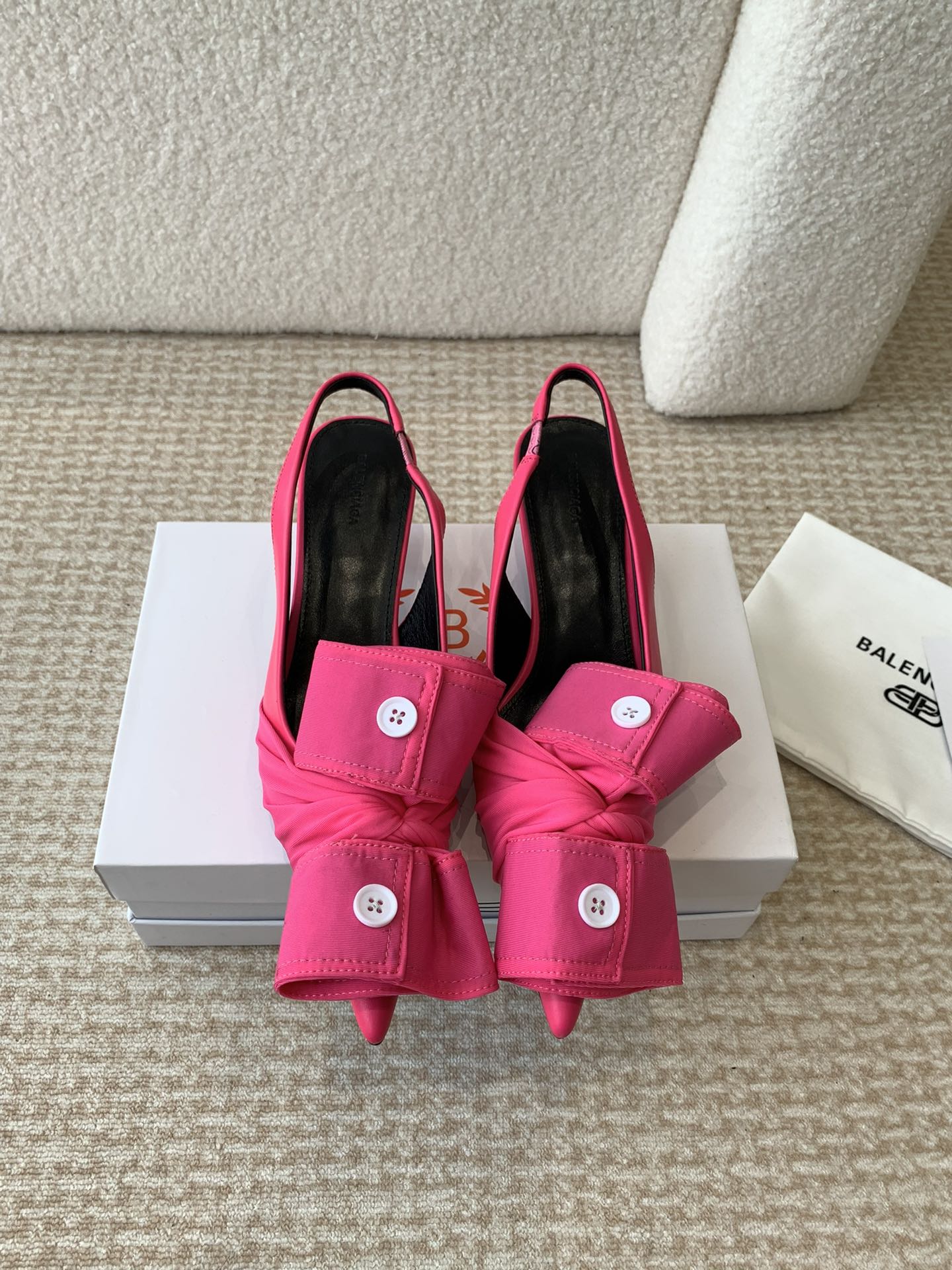 [TOP] BALENCIAGA Sleeve Design Pumps with Rear Strap -  3 Color