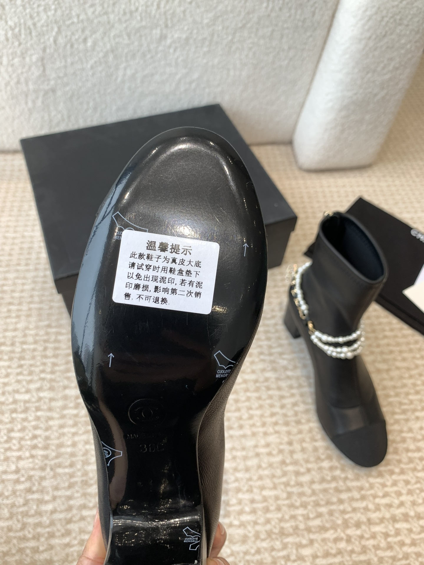 [TOP] CHANEL CC Boots with Pearls - Black & White