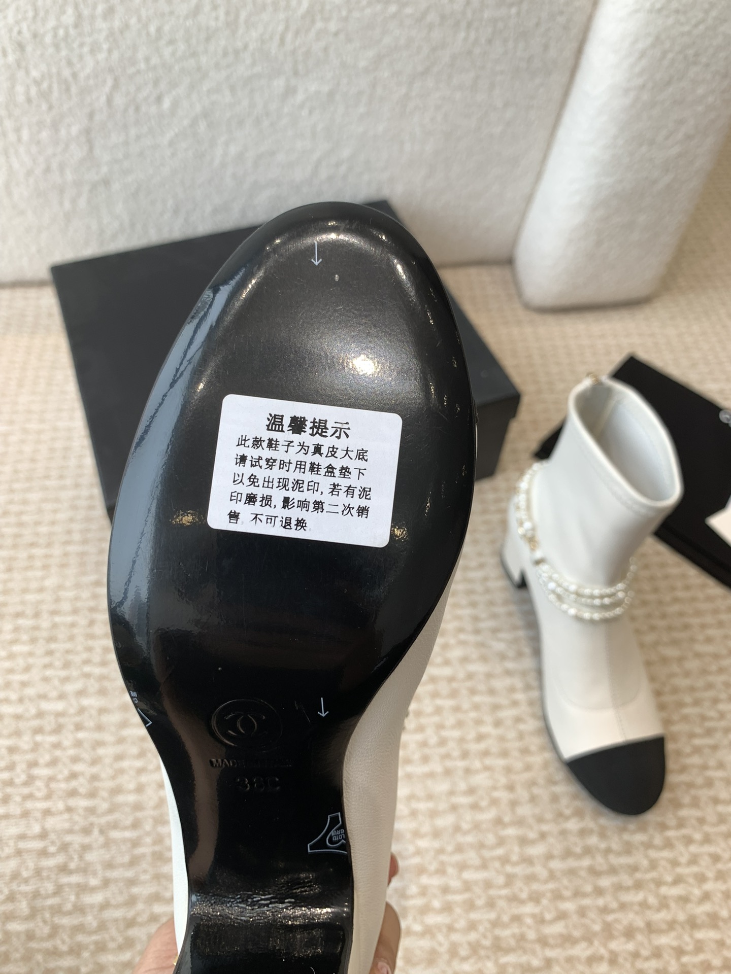 [TOP] CHANEL CC Boots with Pearls - Black & White