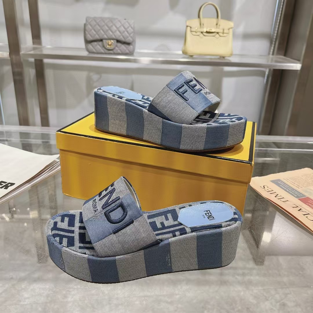 [TOP] FENDI FF Logo Slippers - Denim