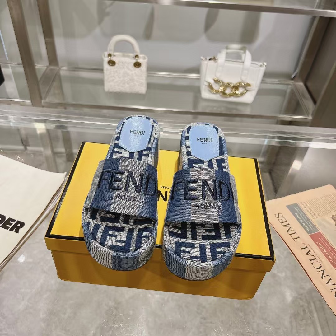 [TOP] FENDI FF Logo Slippers - Denim