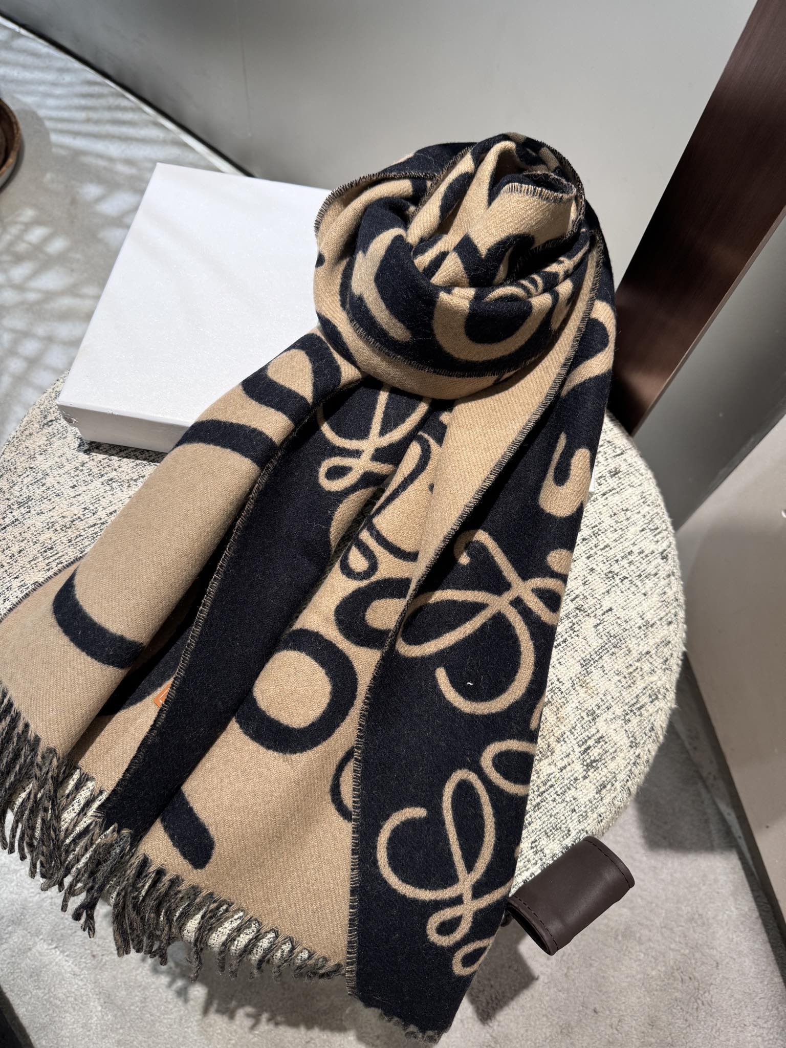 [TOP] LOEWE Colorblock Cashmere Graffiti Scarf 30x180cm - 2 Colors