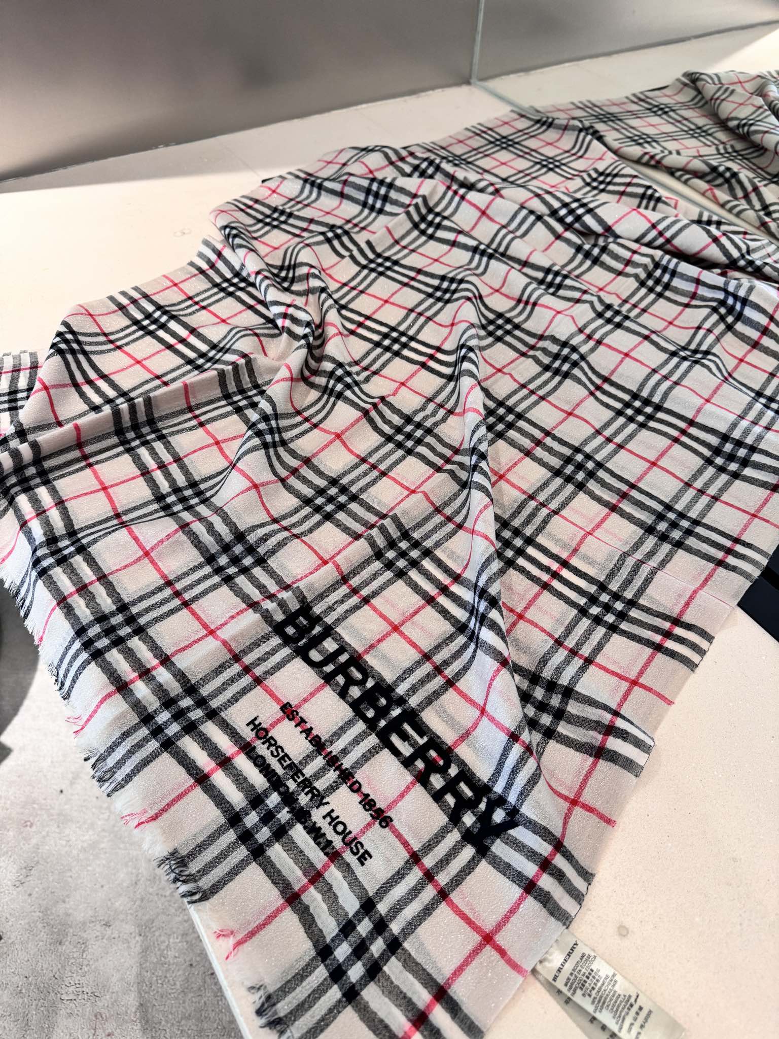 [TOP] BURBERRY Colorblock Check Cashmere Scarf 90x190cm - 3 Color