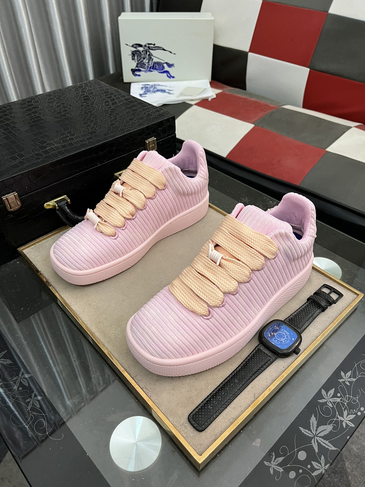 [TOP] BURBERRY Box Casual Shoes-6 Colors