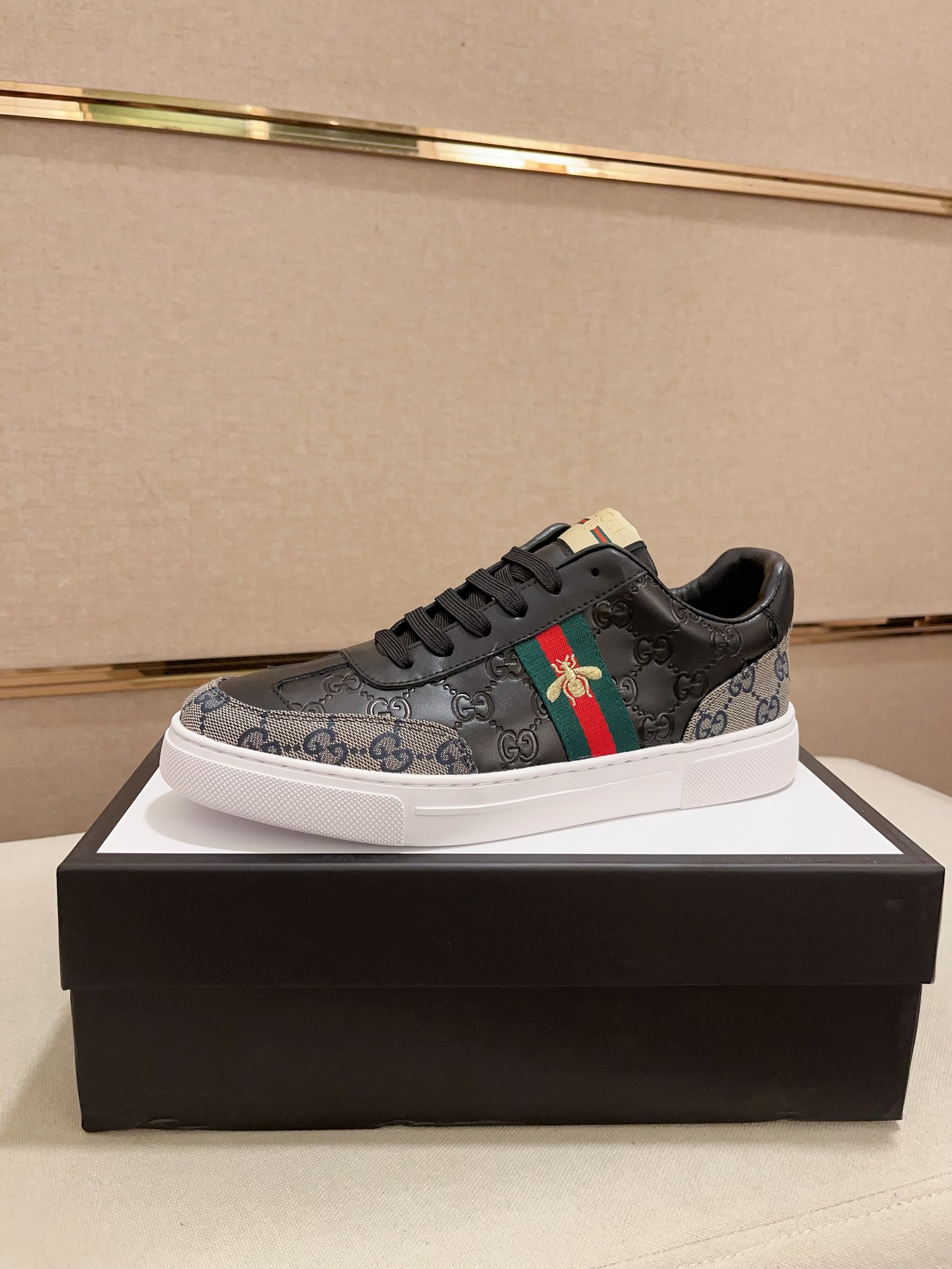 [TOP] GUCCI Men's  Casual Sports Shoes - 2 Colors