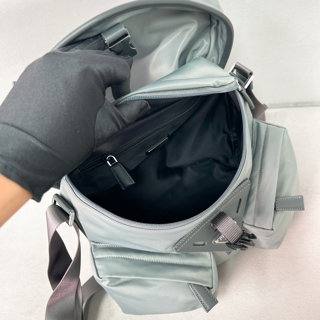 [TOP] PRADA Nylon Shoulder Bag 29x23x15cm - 2 Colour