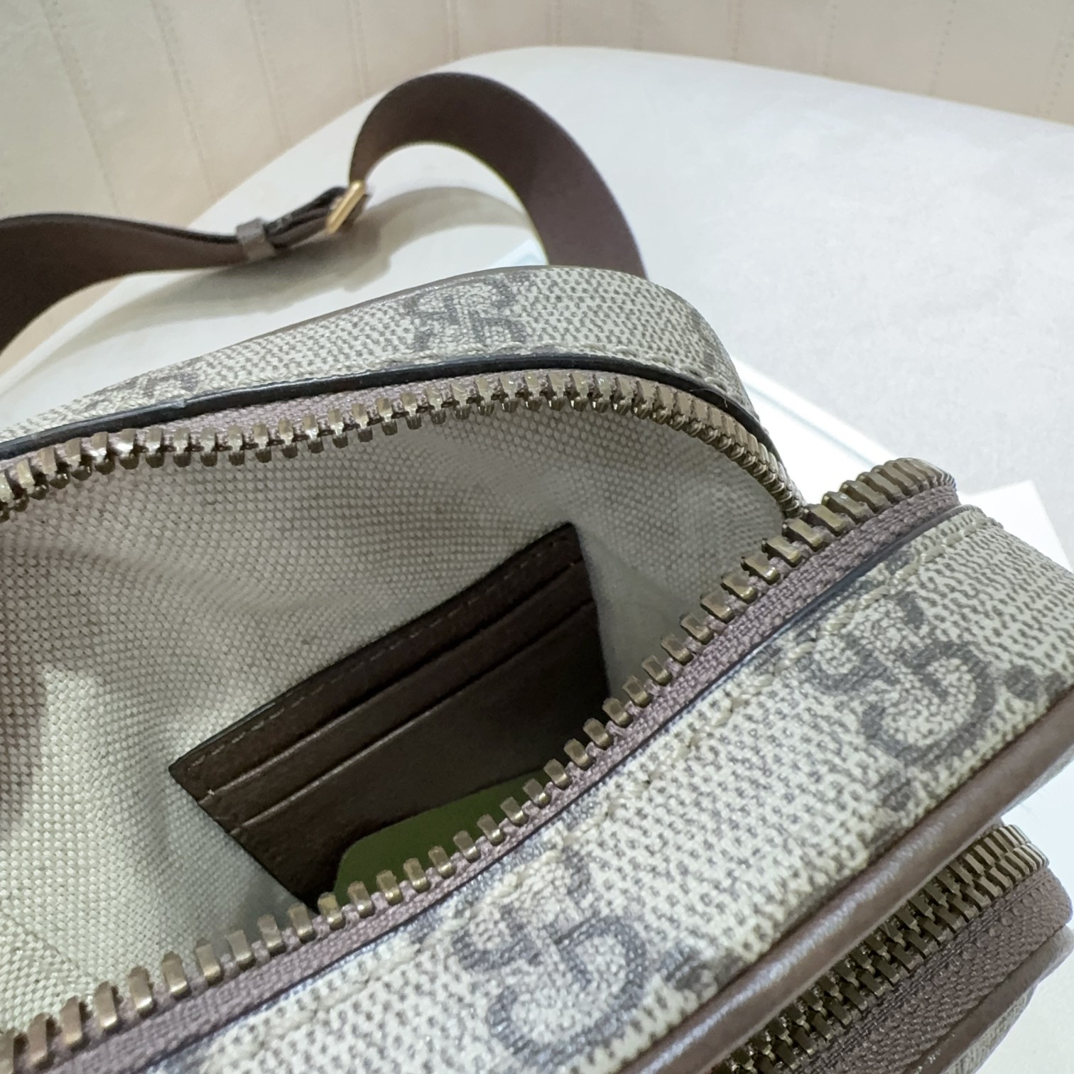 [TOP] GUCCI Ophidia Shoulder Bag 12 x 18 x 6.9 cm-Brown