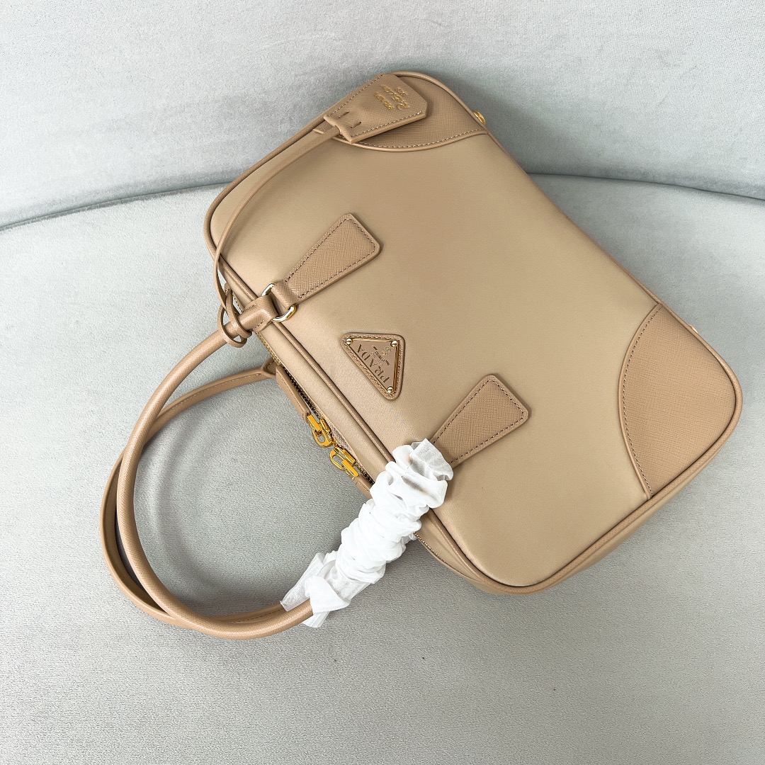 [Top] PRADA Nylon Antique Bag 25x14.5x7.5cm /30x17.5x9cm - 3 Colour