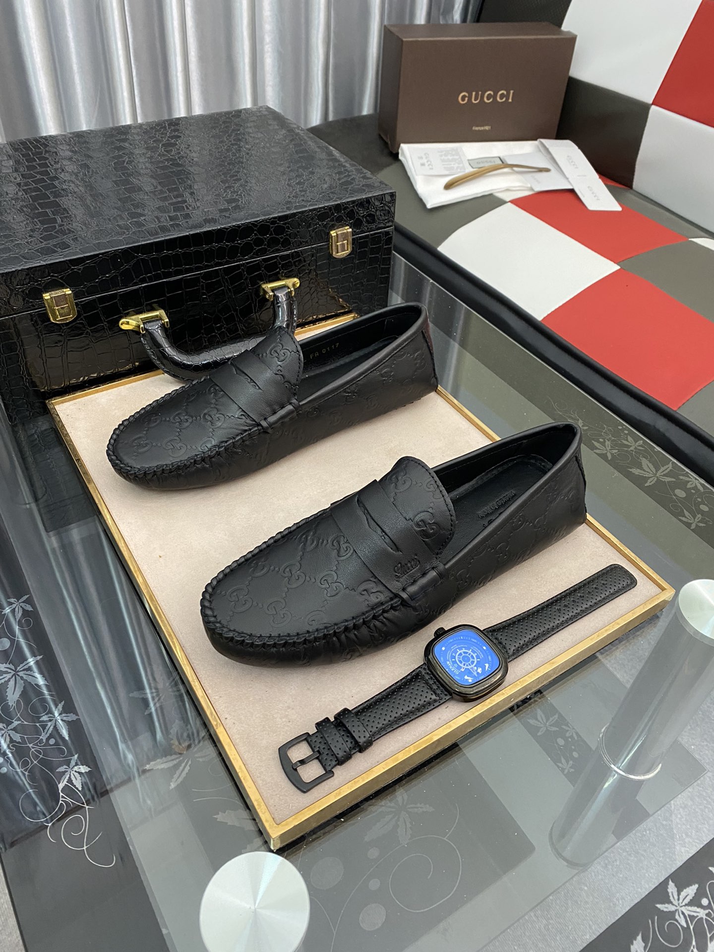 [TOP] GUCCI Men's Leather Shoes - Black