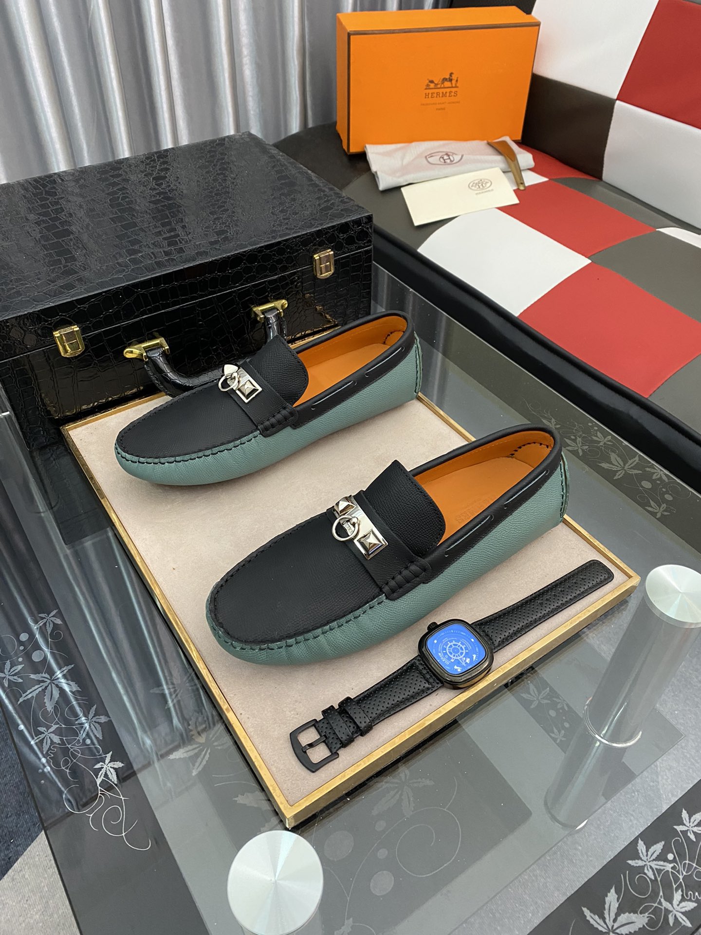 [TOP] HERMES Men's Cowhide Shoes - 2 Colors