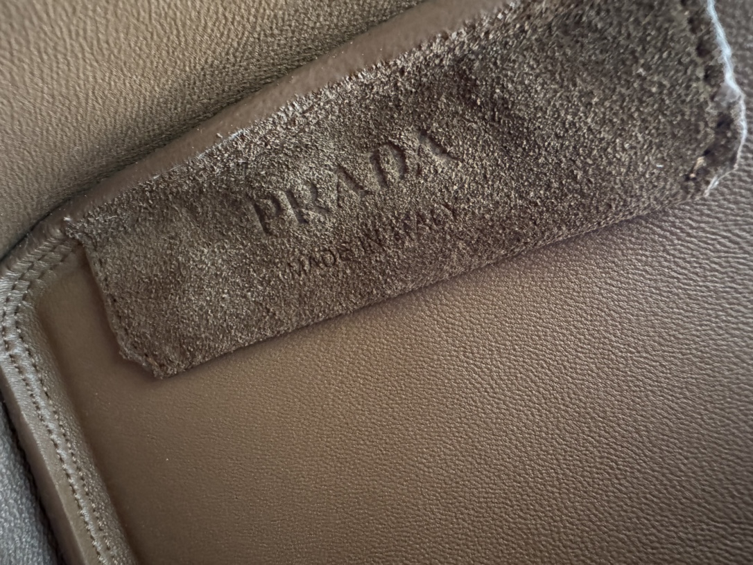 [Top] PRADA Sheepskin Bucket Bag 25x21.5x14cm/18x16x10cm - Brown