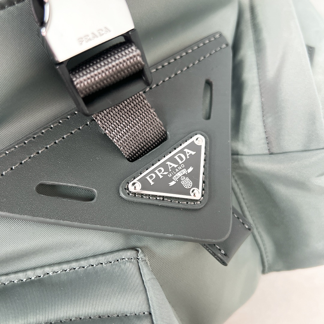 [TOP] PRADA Nylon Shoulder Bag 29x23x15cm - 2 Colour