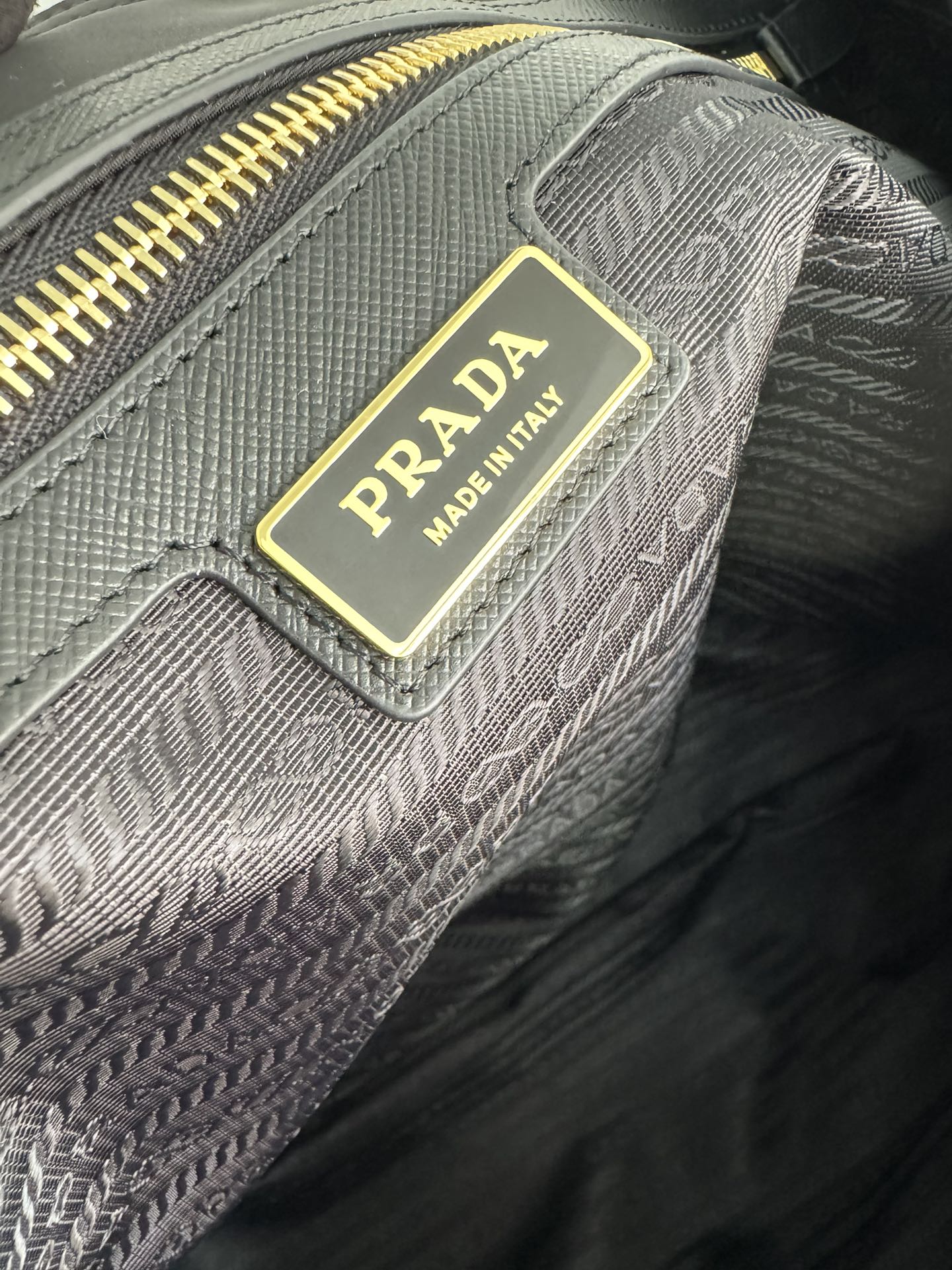 [TOP] PRADA Nylon Tote Bag 43x31x15cm - 2 Colour