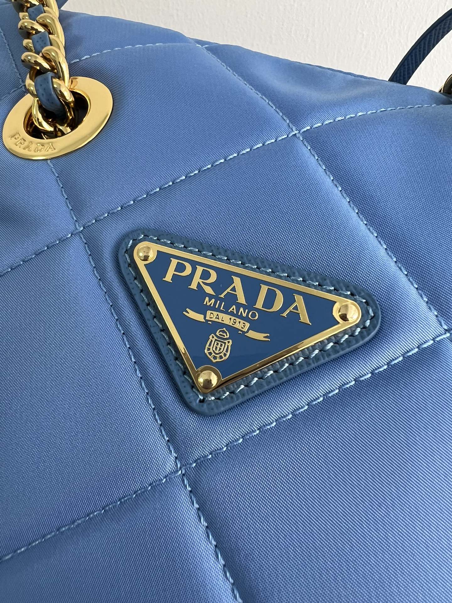 [TOP] PRADA Middle Chain Rhombus Bag 25*24*5CM - Blue