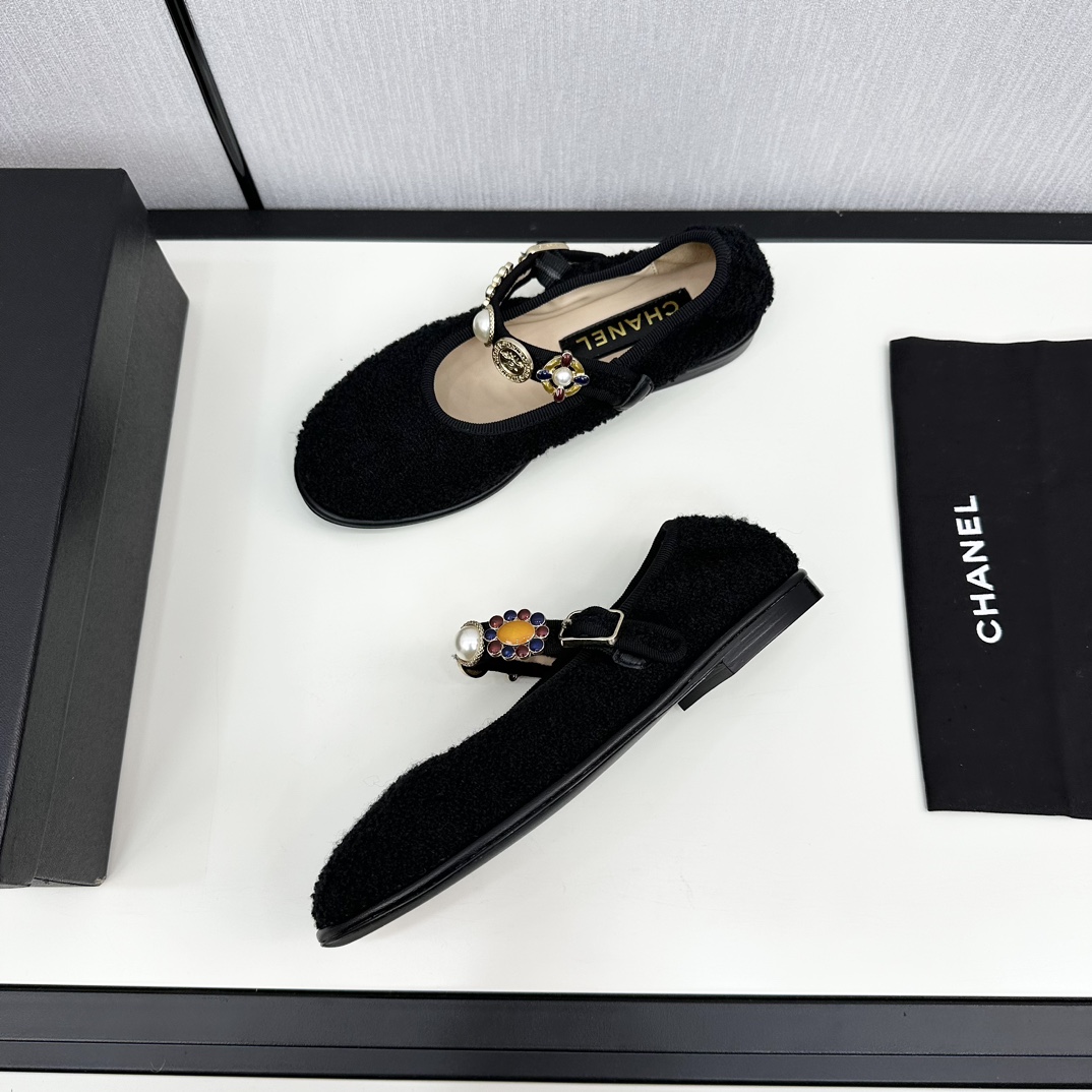 [TOP] CHANEL Tweed Crystal Flats - 7 Color