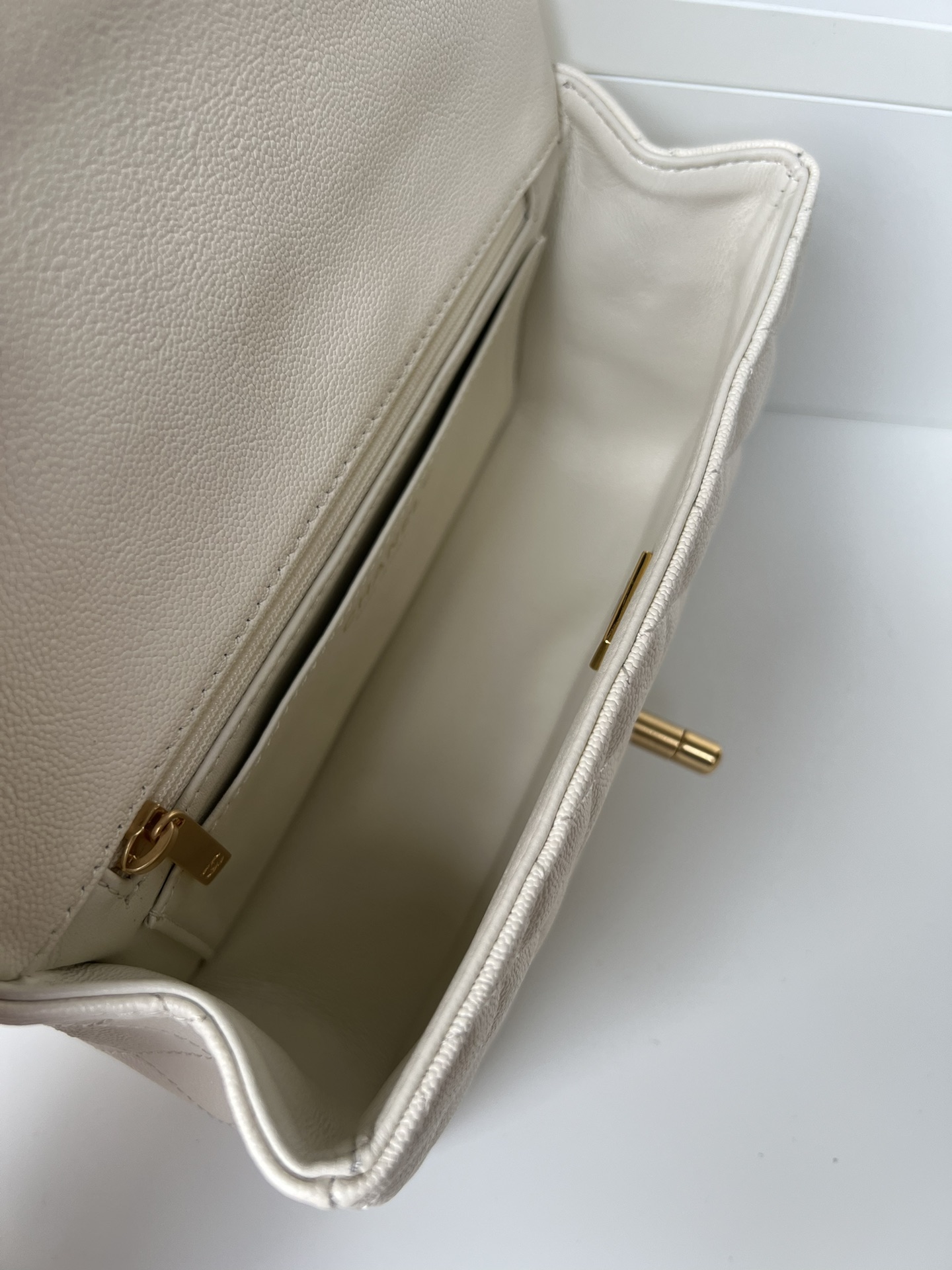 [TOP] CHANEL 21K Mini CF Handle Bag 20x12x6cm - 17 Colors - 711 Luxury
