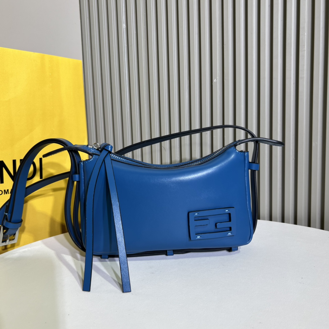 [TOP] FENDI Simply Fendi  Shoulder Bag 34.5/20/4.5cm -Blue