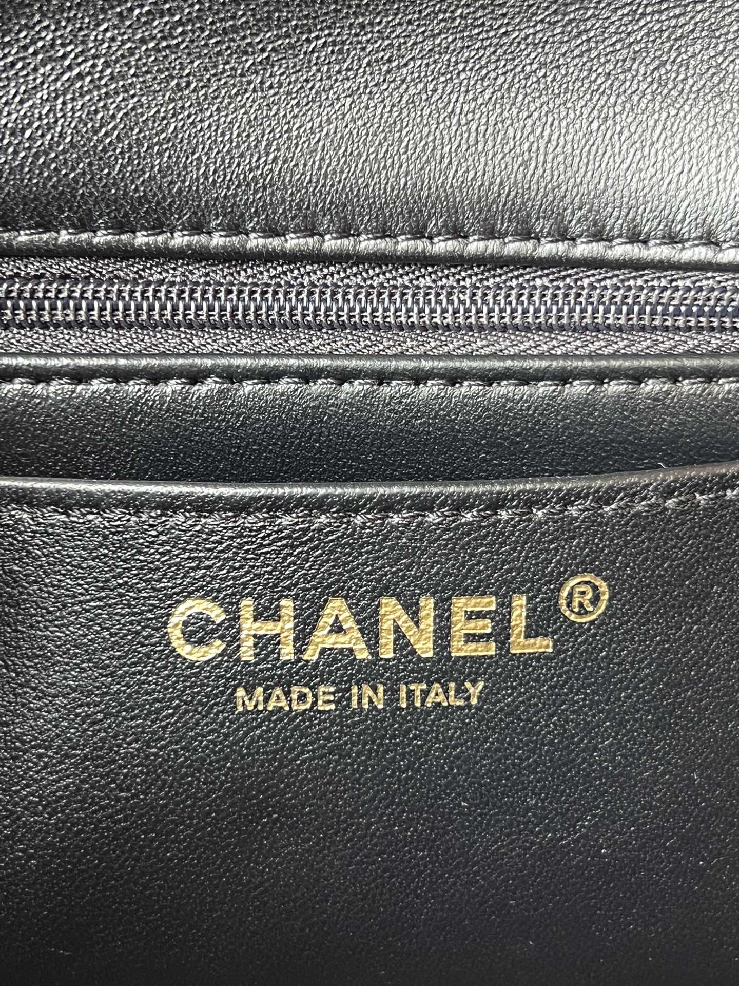 [TOP] CHANEL 21K Mini CF Handle Bag 20x12x6cm - 17 Colors - 711 Luxury