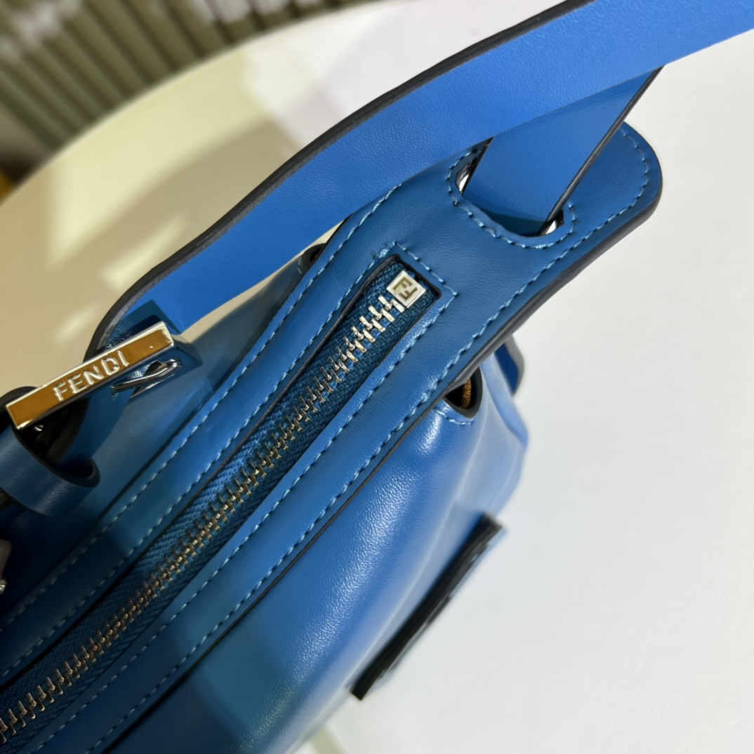 [TOP] FENDI Simply Fendi  Shoulder Bag 34.5/20/4.5cm -Blue