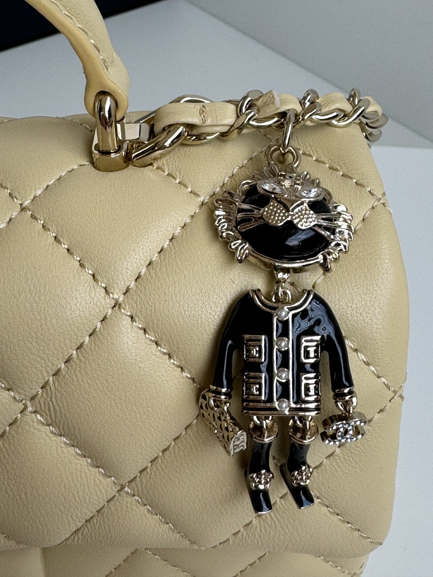 [TOP] CHANEL 21K Mini CF Handle Bag 20x12x6cm - 17 Colors - 711 Luxury