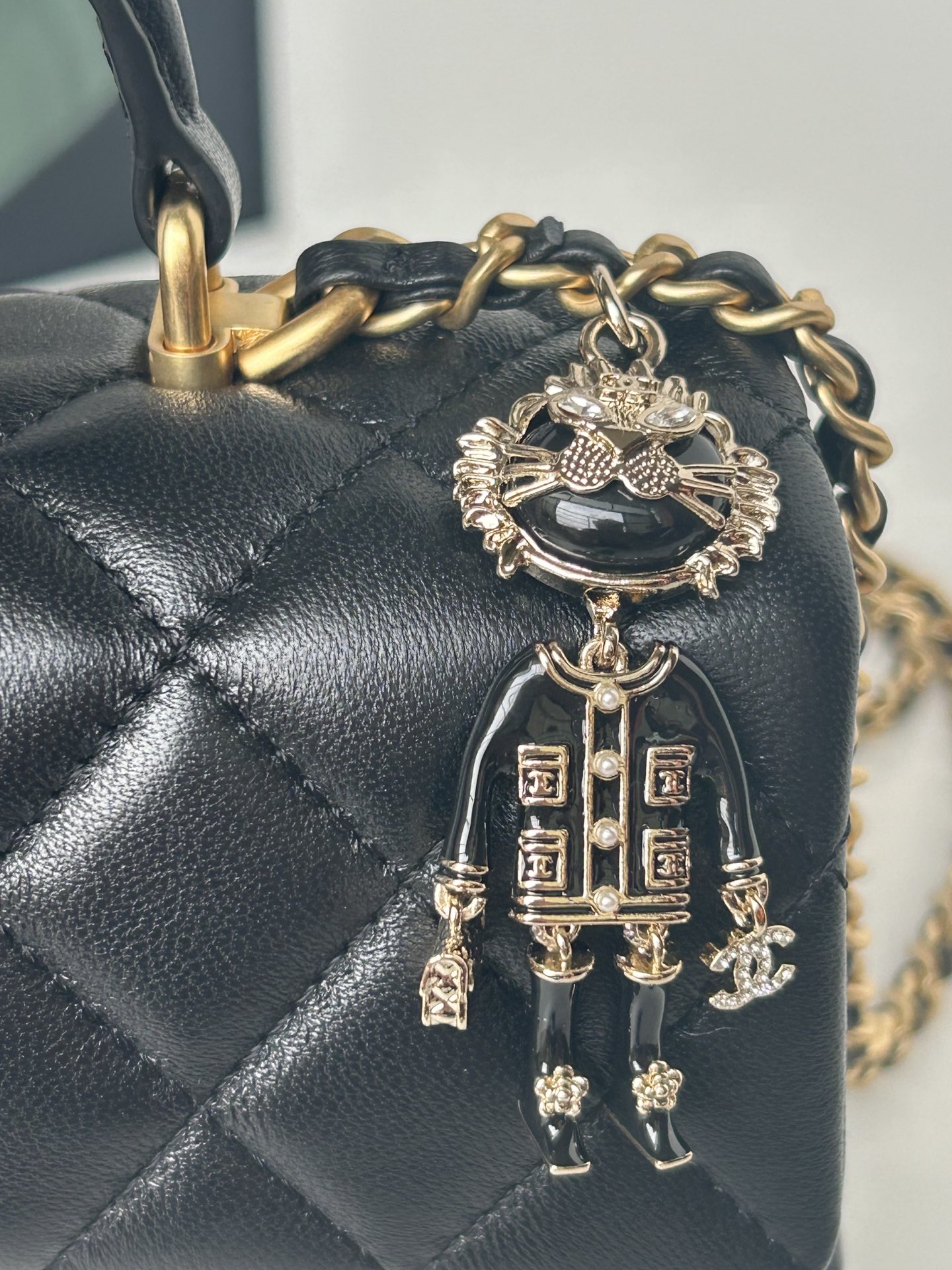 [TOP] CHANEL 21K Mini CF Handle Bag 20x12x6cm - 17 Colors - 711 Luxury
