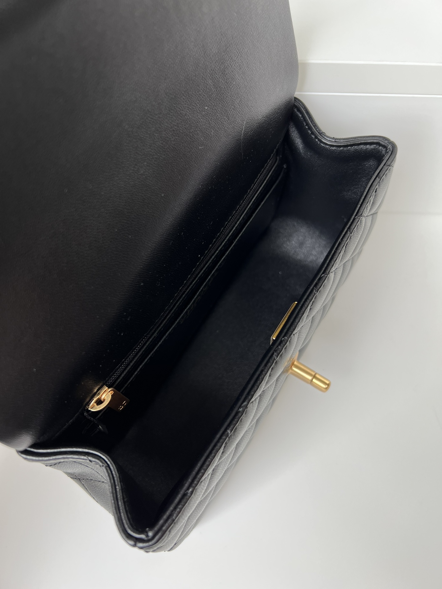 [TOP] CHANEL 21K Mini CF Handle Bag 20x12x6cm - 17 Colors - 711 Luxury