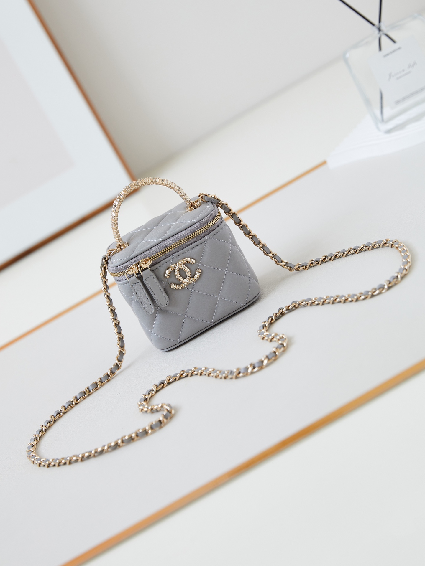 [TOP] CHANEL Vanity Case 11-8.5-7cm/10-16-8cm - 3 Color