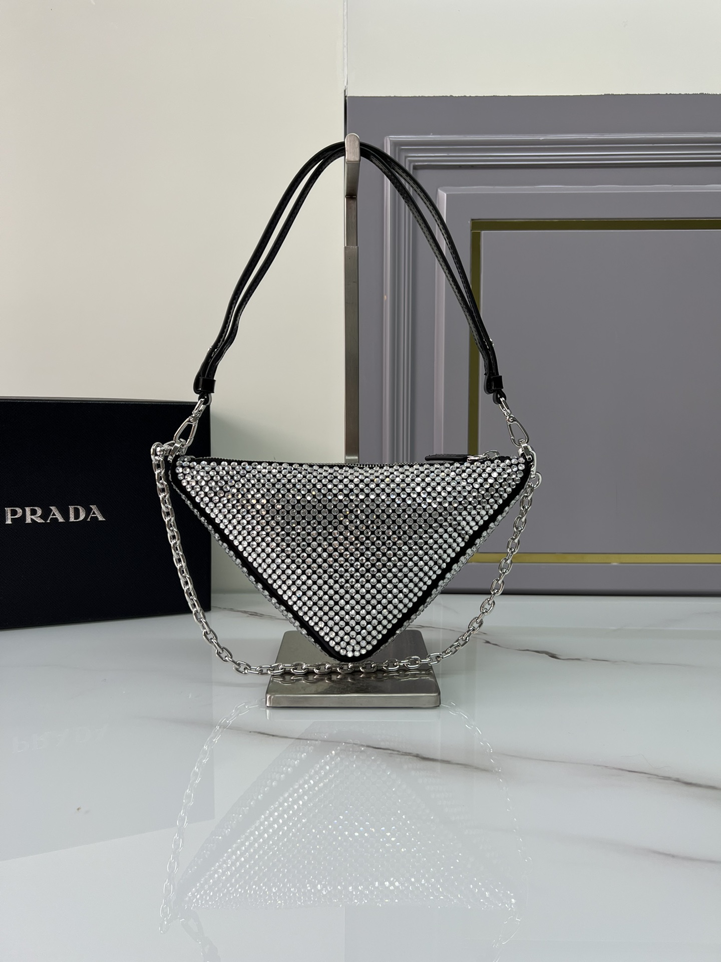[TOP] PRADA Triangle Bag with Crystal Decoration Mini 26x15x6cm -Silver