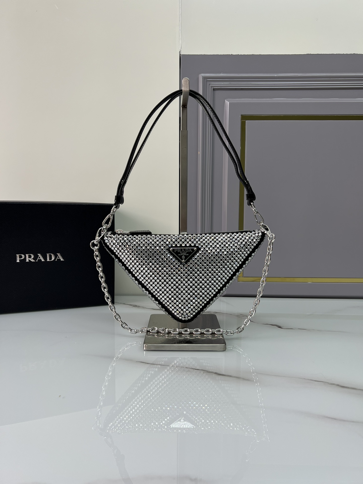 [TOP] PRADA Triangle Bag with Crystal Decoration Mini 26x15x6cm -Silver