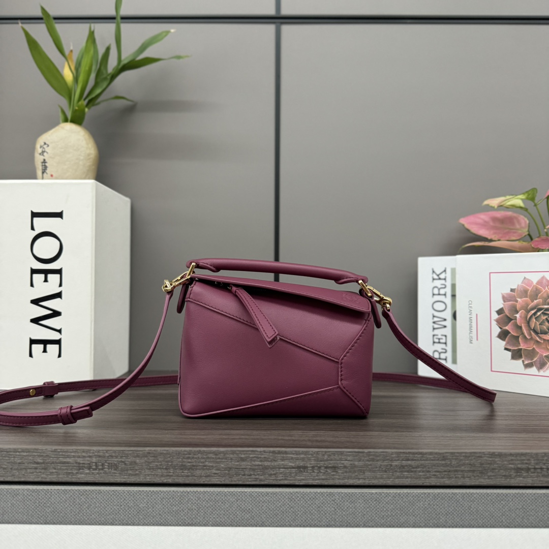 [TOP] LOEWE Mini Puzzle Bag Anagram 18*12.5*8CＭ - Red