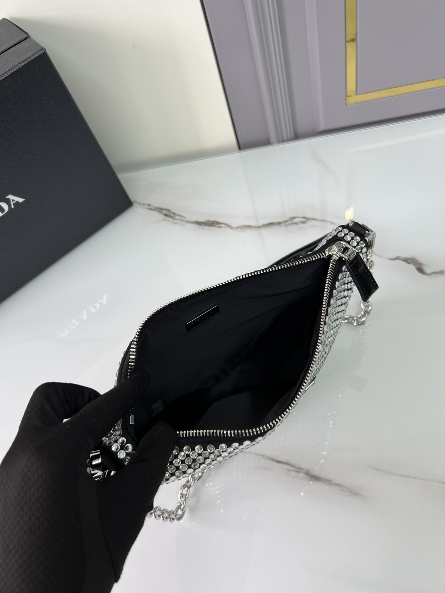 [TOP] PRADA Triangle Bag with Crystal Decoration Mini 26x15x6cm -Silver